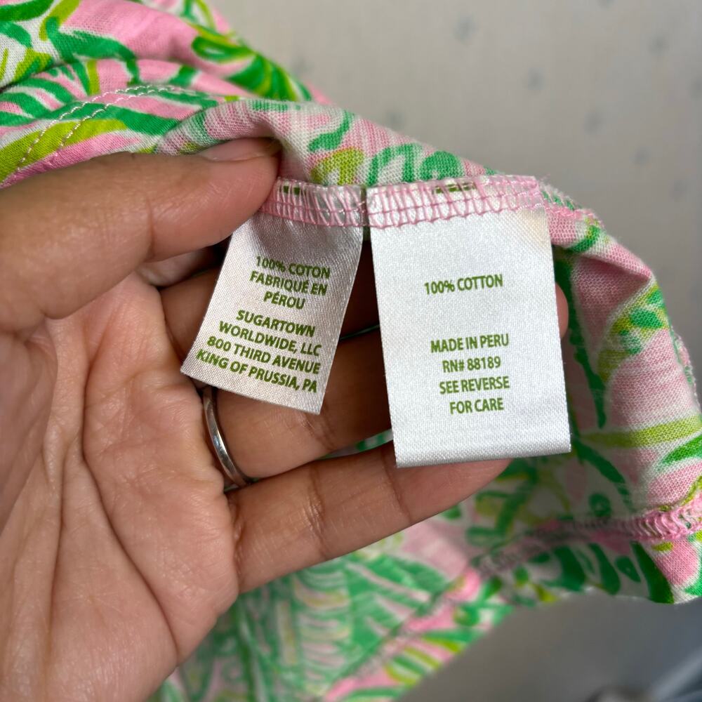 Lilly Pulitzer Etta V Neck Top Size XL Mandevilla Baby Fins and Flippers NWT - Picture 6 of 9